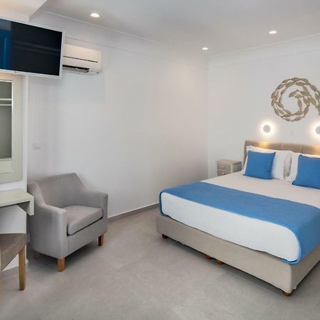 City Break Fira  Ngoại thất bức ảnh